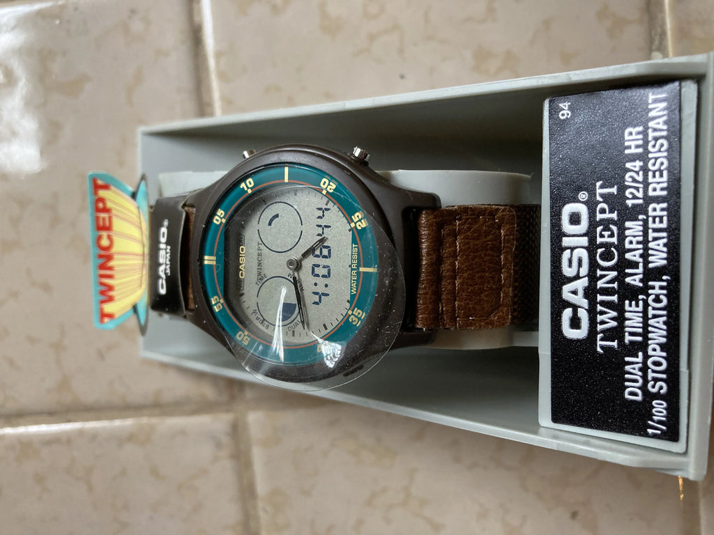Watch Digital Rare Analog AQX-11 Twincept Vintage Casio
