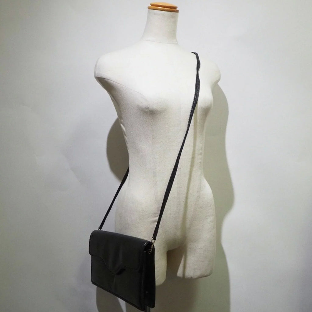 Bag Women's Barry Leather Pre-Owned Black Shoulder Chain (Fair) Bally