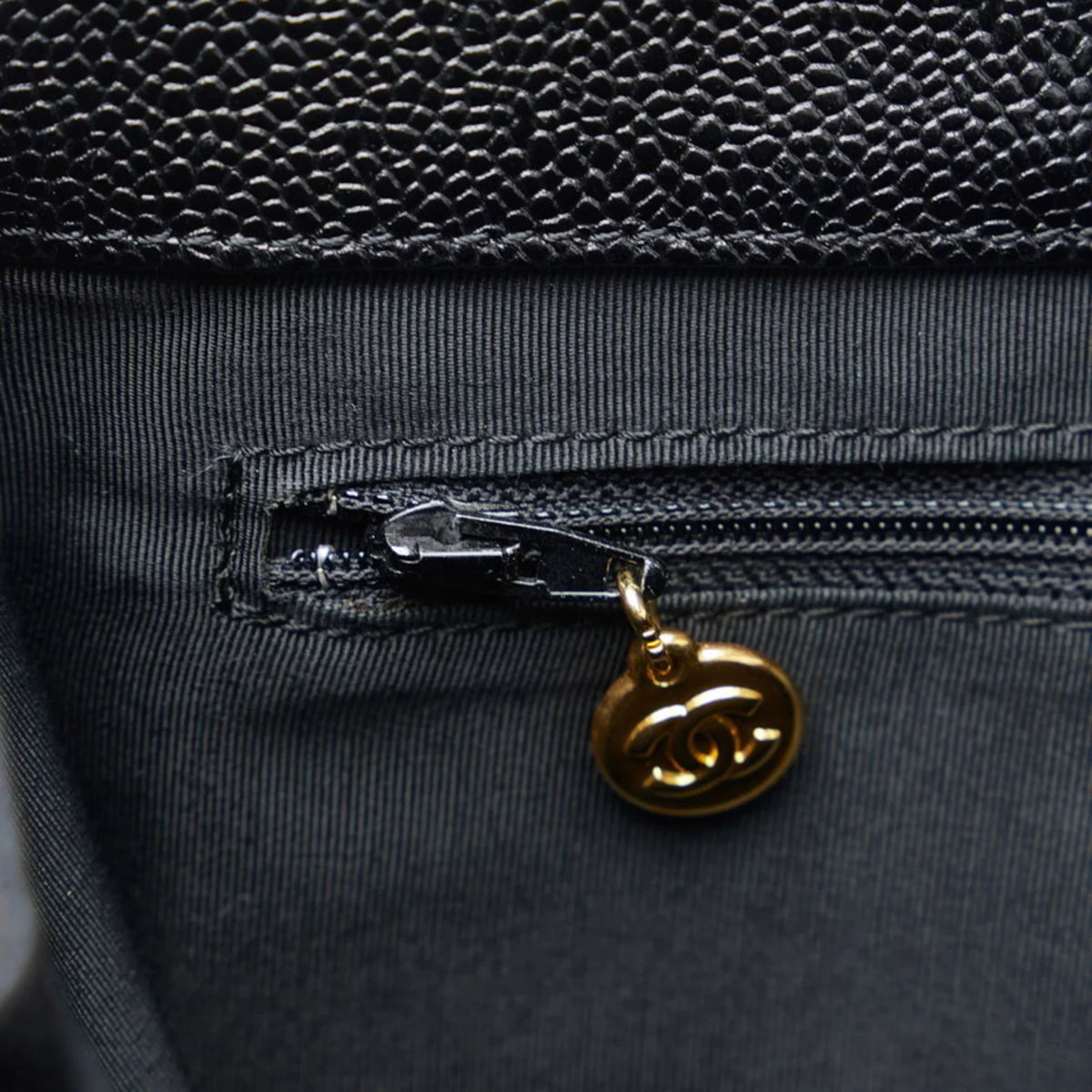 Bag Caviar (Good) Pre-Owned Shoulder Tote Chanel Mark CHANEL Coco Women's Black Skin