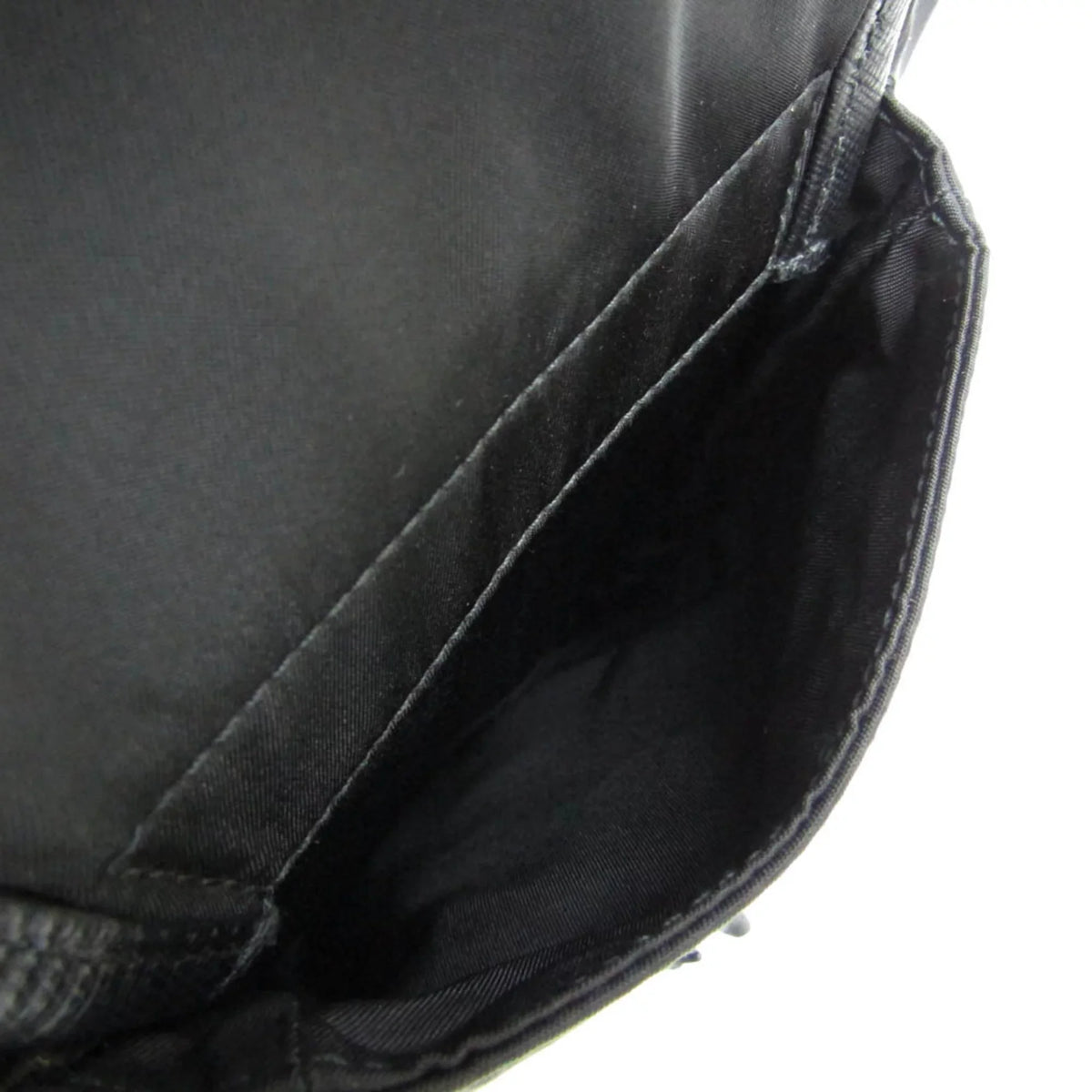 Shoulder Leather,Nylon Bag Prada Black Pre-Owned Women,Men (Good)