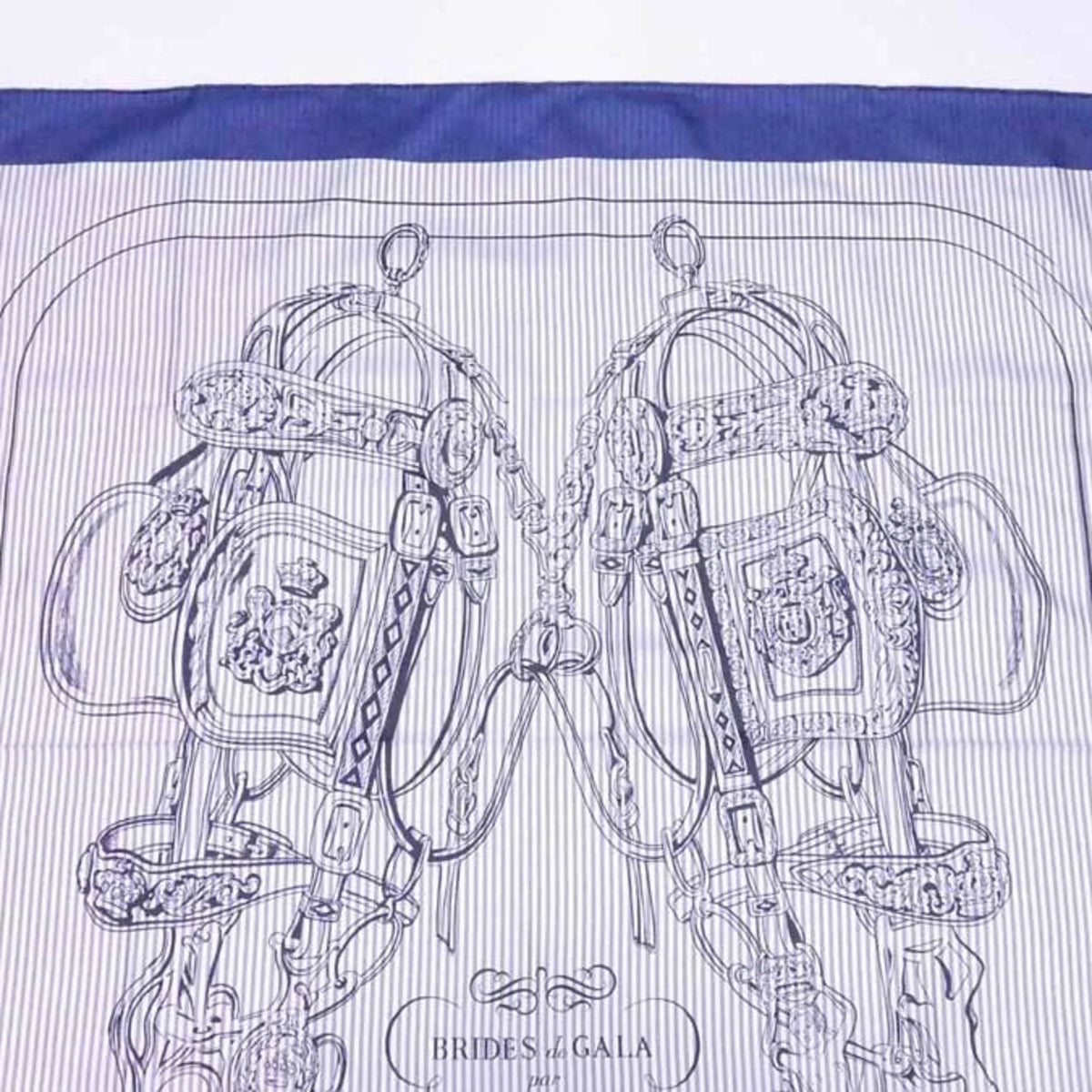 Pre-Owned navy Hermes x white (Good) HERMES ladies GALA 90 silk BRIDES scarf Carre de
