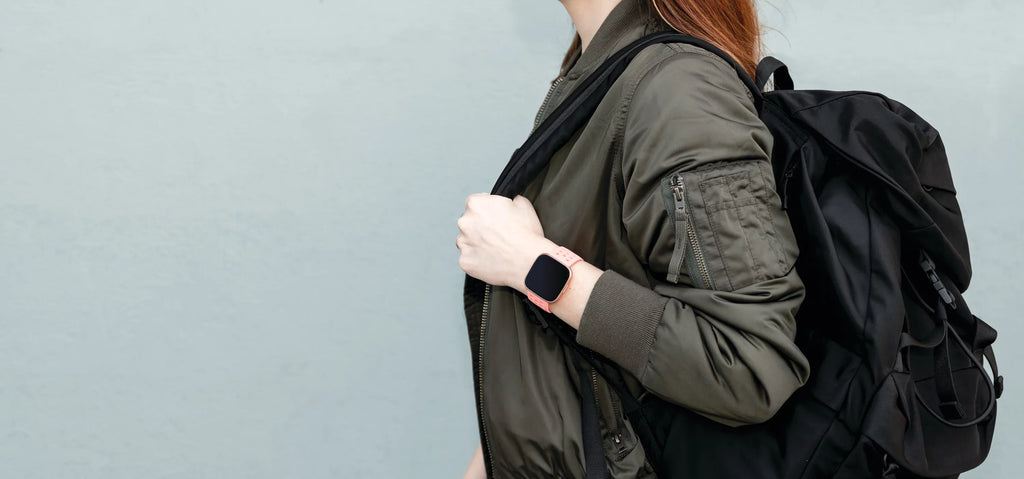'- - Small Versa Sports Smartwatch Band 2 - Fitbit Coral FB171SBWTS