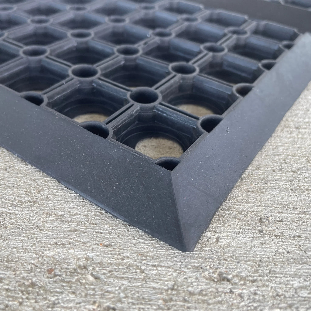 RMT10304 Tread AmeriHome 4 Black 10 Piece Stair Drainage x - in. 30 Set, Rubber