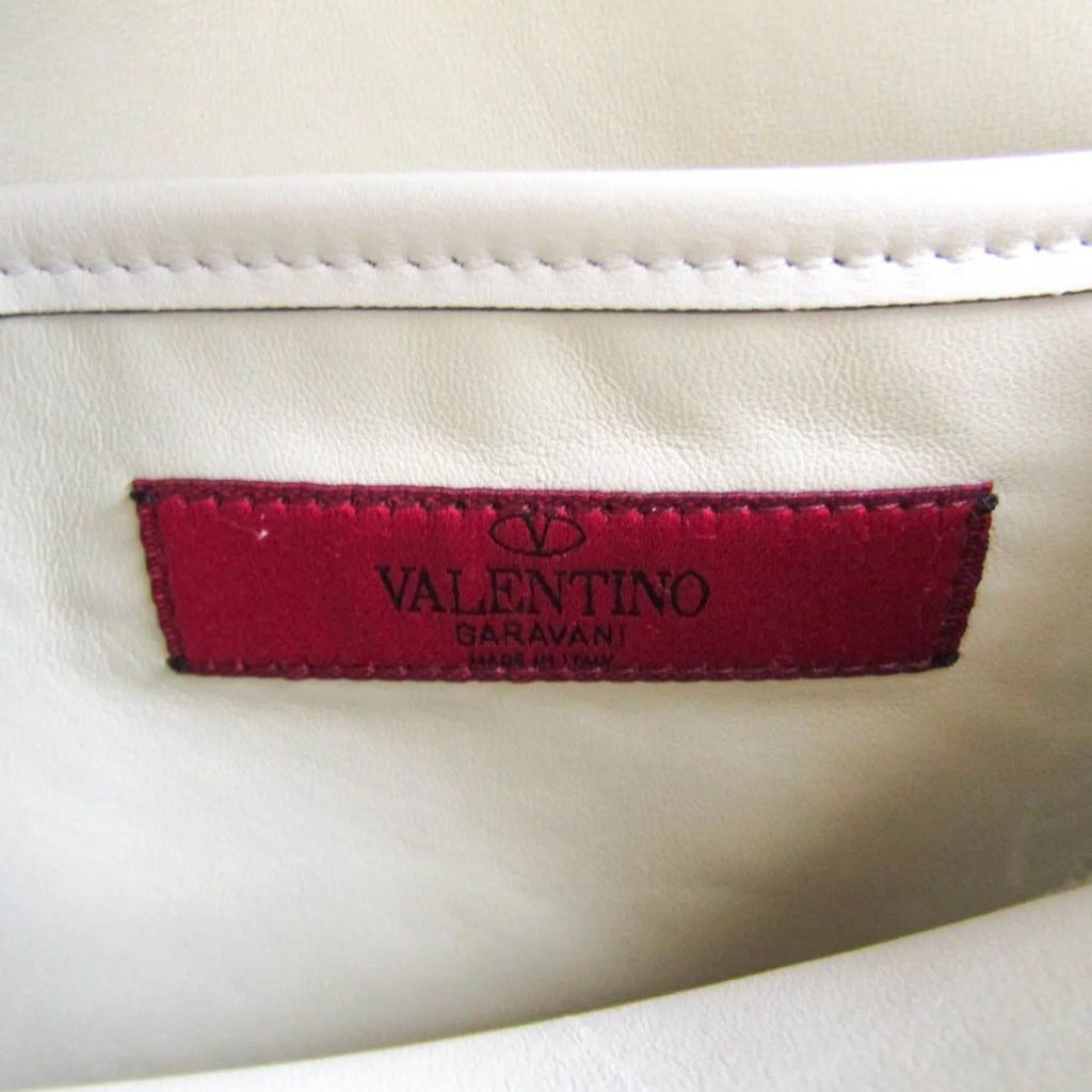 Garavani Leather Valentino (Good) Women,Men Beige Pre-Owned Light Shoulder Bag