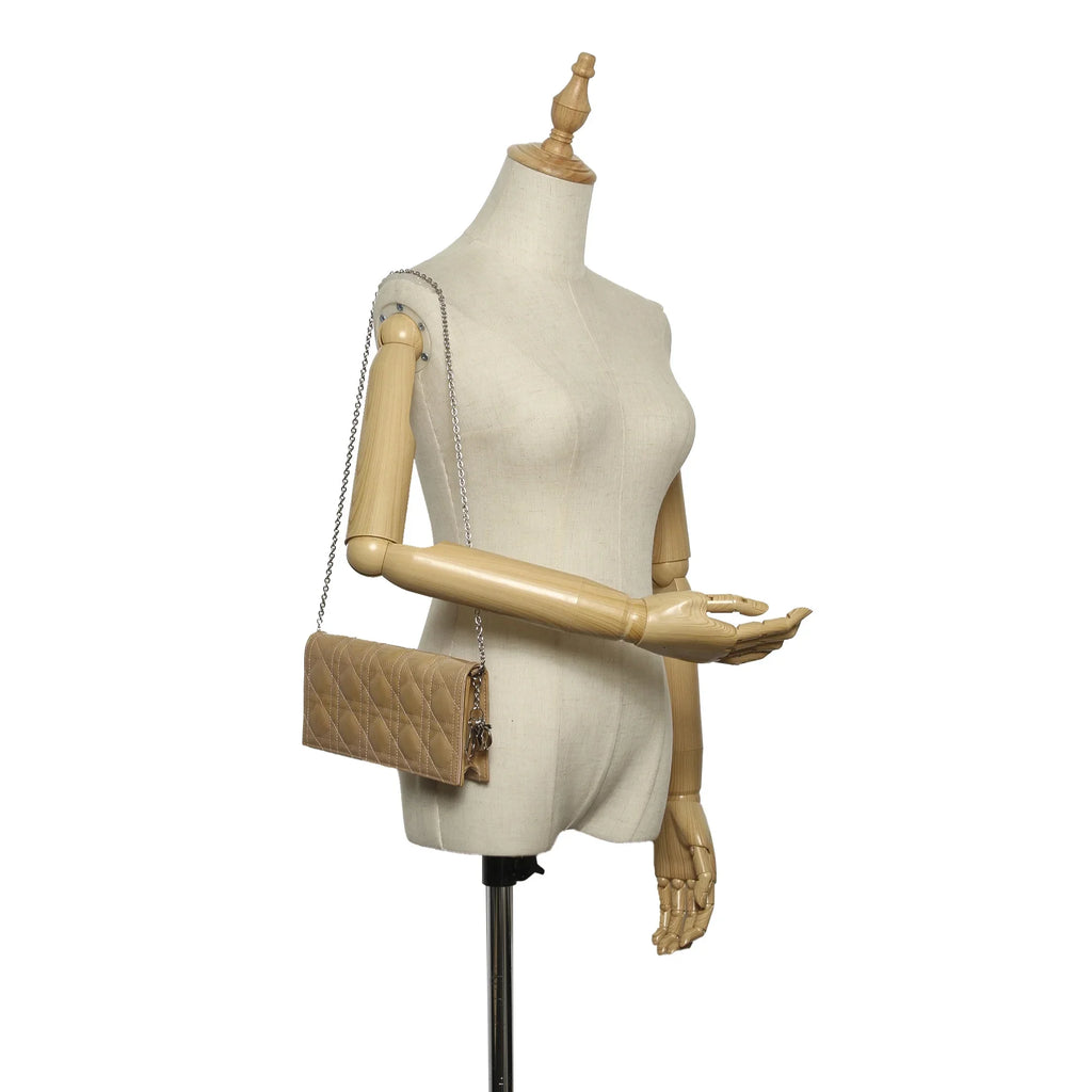 Cannage Wallet Pre-Owned Crossbody Patent on Authenticated Leather (Good) Brown Chain Women Dior Bag