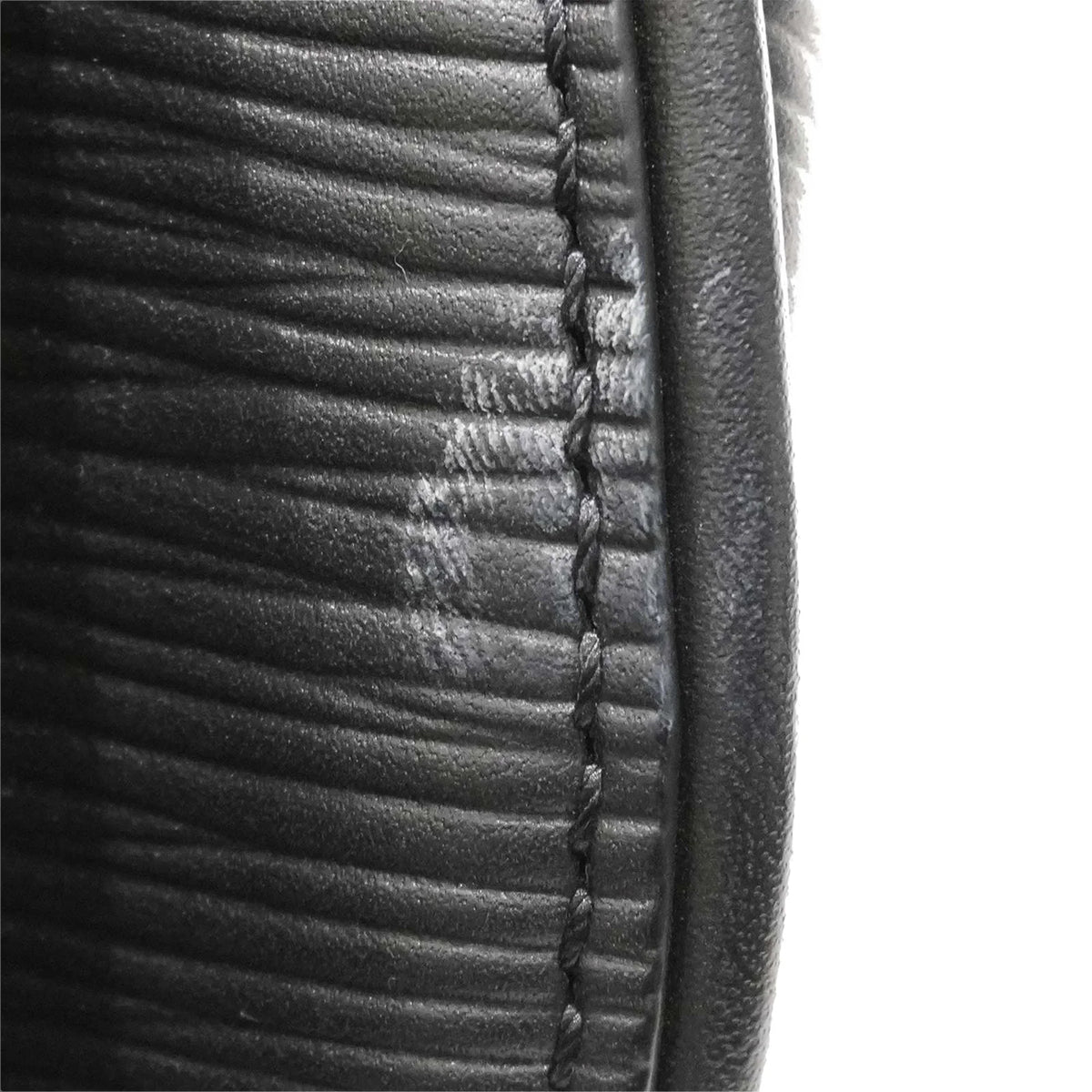 Louis Black Vuitton Initials Authenticated Belt Bag Epi Pre-Owned Leather Unisex (Good)