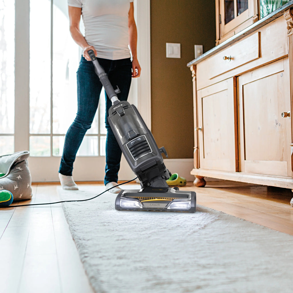 ZU621 Brushroll Shark Self-Cleaning Speed Powered Upright with Vacuum, Lift-Away Rotator