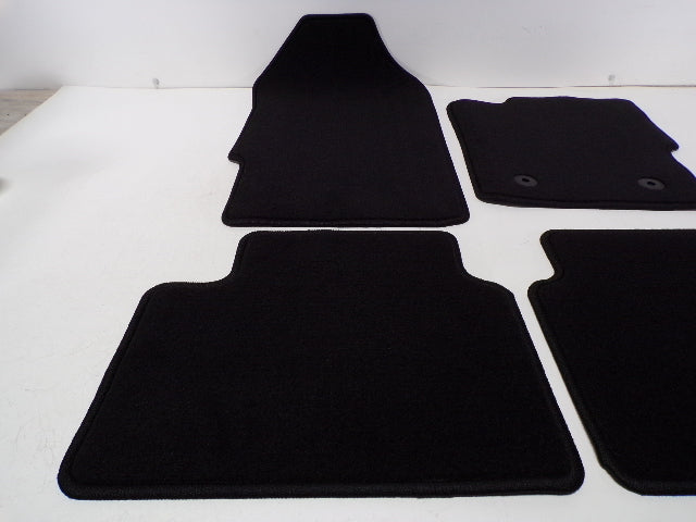 OEM of *NEW* Ranger Pre-Owned Floor 4 Ford LKQ (Good) Set Mats Cloth 22 Black