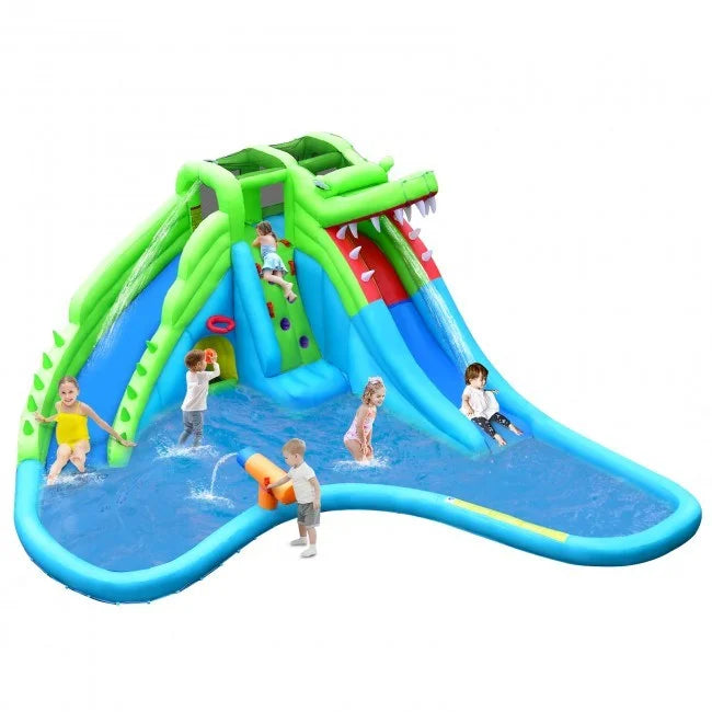 with Splashing in 7 Bounce Inflatable House 1 Pool