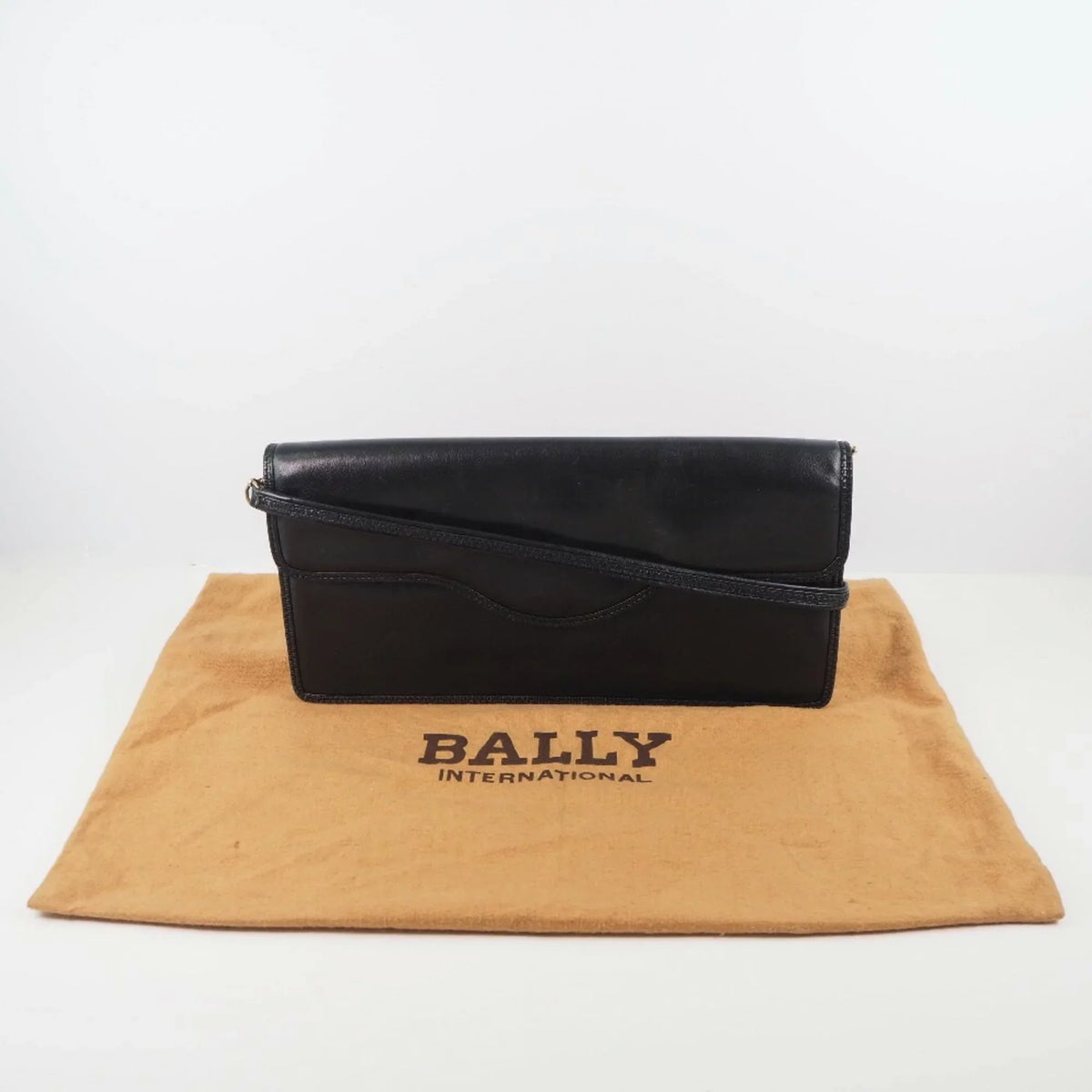 Bag Women's Barry Leather Pre-Owned Black Shoulder Chain (Fair) Bally