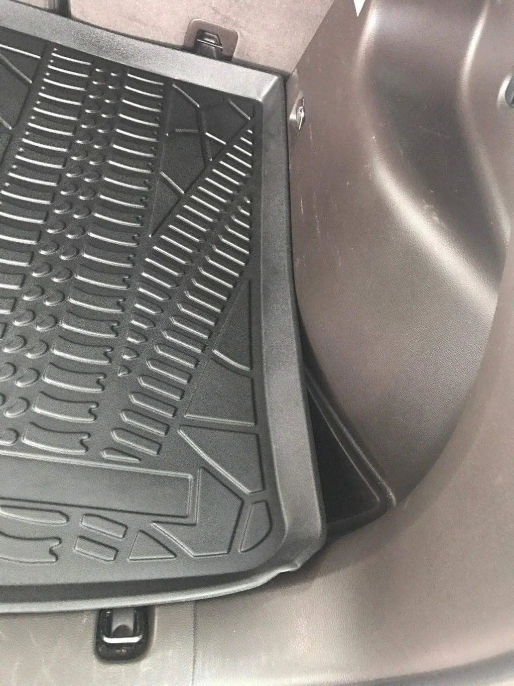 Jeep Non-Slip Mat Design Mats Trunk – Trunk Rubber Raised Cherokee – Trunk to Mat for Laser Liner – with – Weather-Resistant Pre-Cut Cargo for Easy EA EACCESSORIES Install 2014-2023 Cars – Lip Car