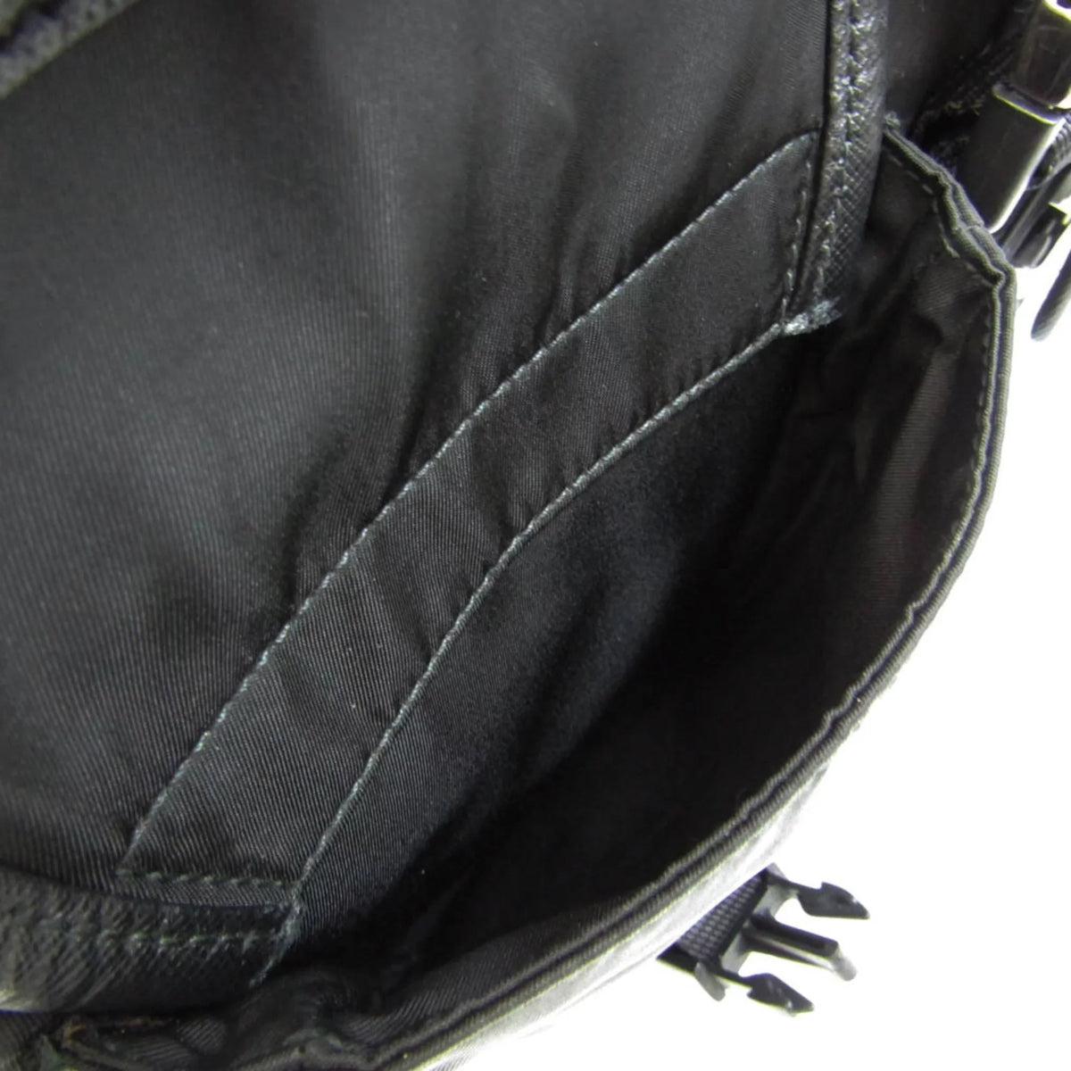 Shoulder Leather,Nylon Bag Prada Black Pre-Owned Women,Men (Good)