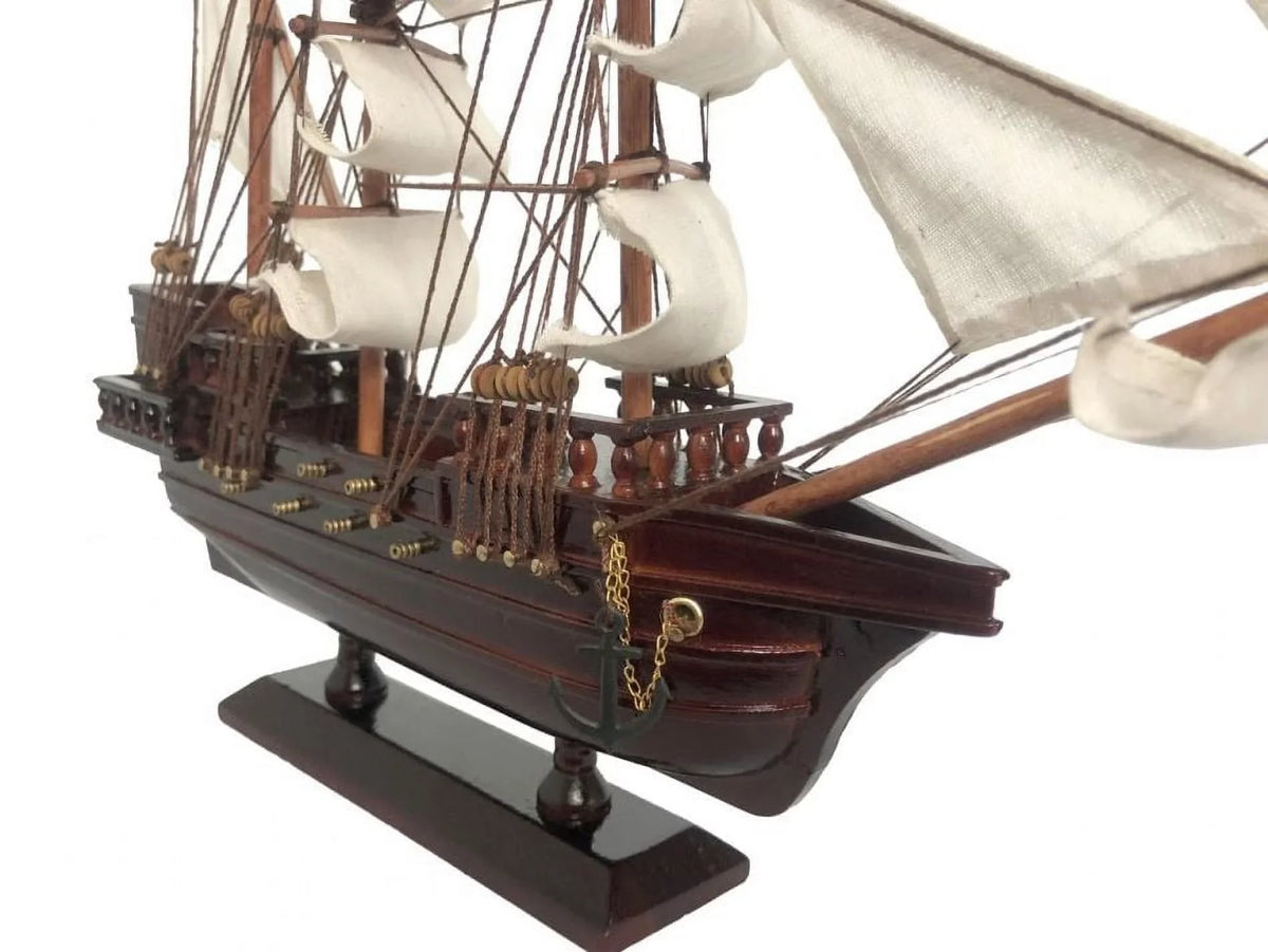 Model Sails Ships Captain Roger Pirate Hooks Wooden 20 Handcrafted in. Model Pan Ship from Jolly Peter White